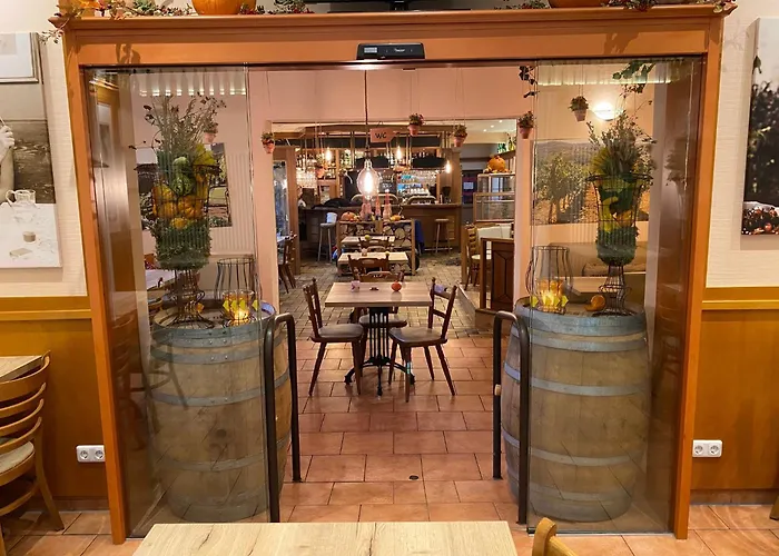 Park Cafe Am Kurpark 아파트 베른카슈텔쿠에스